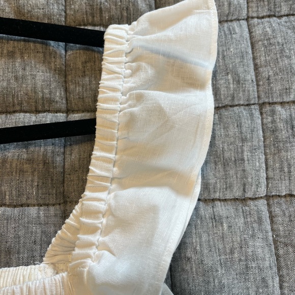 Mink pink Cotton Ruffle Sleeve Tank Top. White. Sz. Small. - Picture 3 of 6